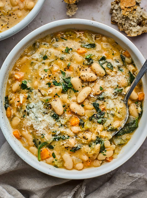 SUMMER WHITE BEAN SOUP