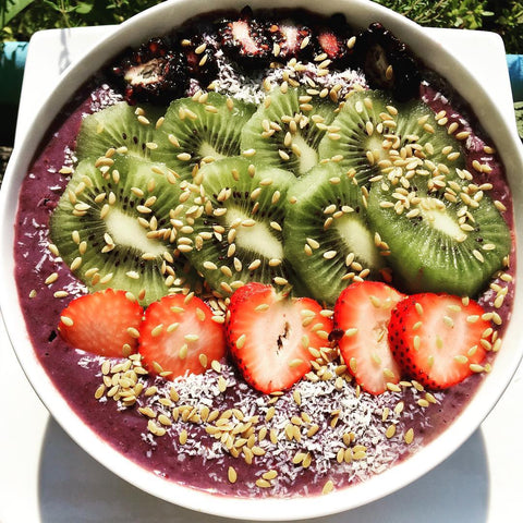 Smoothie Bowl with Power Berries + Coco Nibs