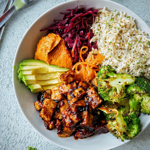 STICKY SPICY TOFU BUDDAH BEEE BOWL
