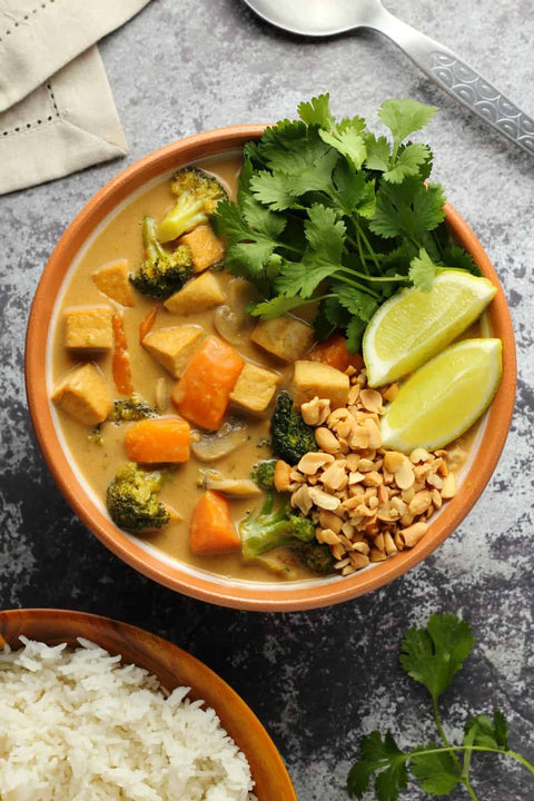 MASSAMAN TOFU WITH QUINOA